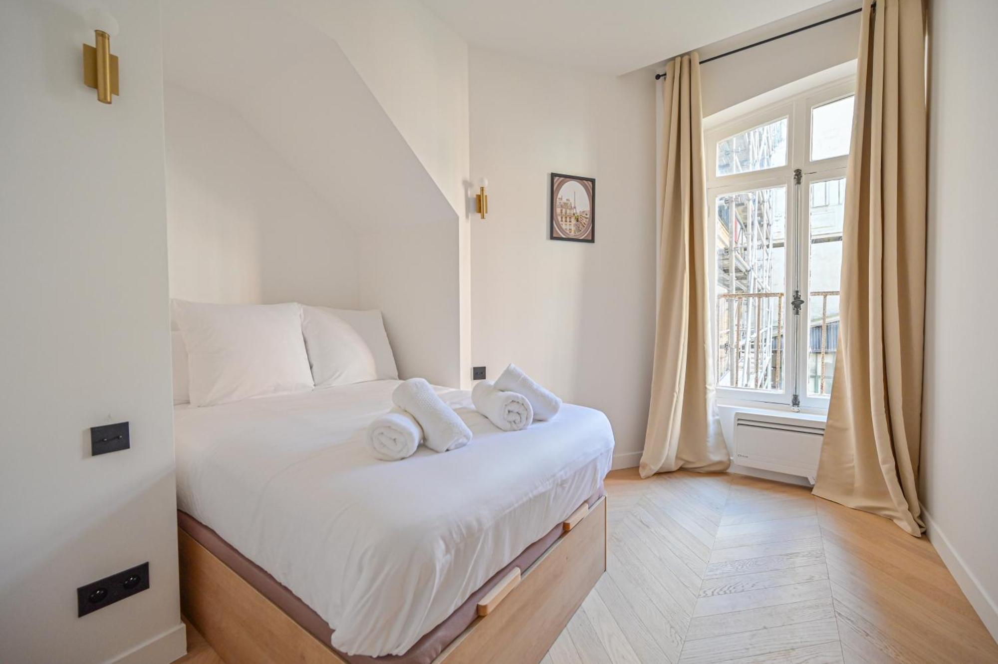 Sumptuous & Serene Parisian Flat Esterno foto